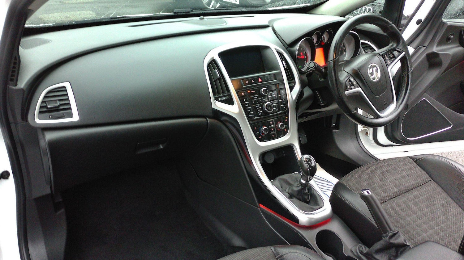 Used Vauxhall Astra GTC 2015 for sale - 77216120: Photo 13