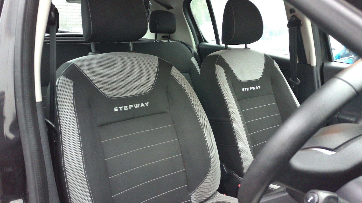 Used Dacia Sandero Stepway 2018 for sale - 77633331: Photo 11