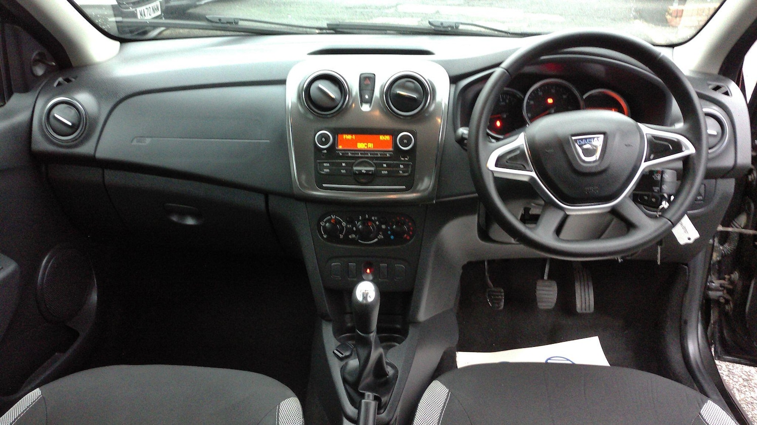 Used Dacia Sandero Stepway 2018 for sale - 77633331: Photo 15