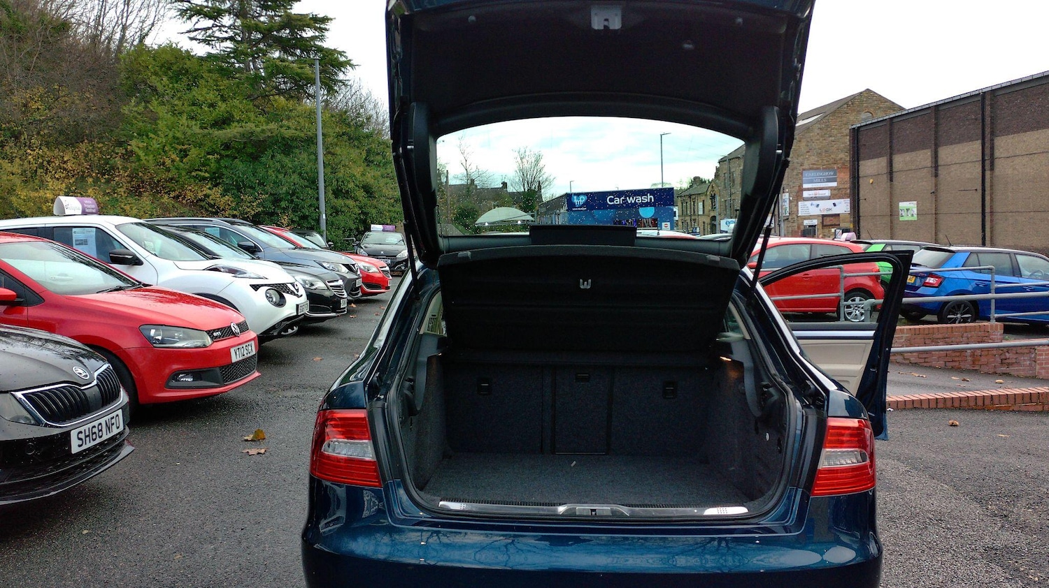 Used Skoda Superb 2015 for sale - 76992703: Photo 21