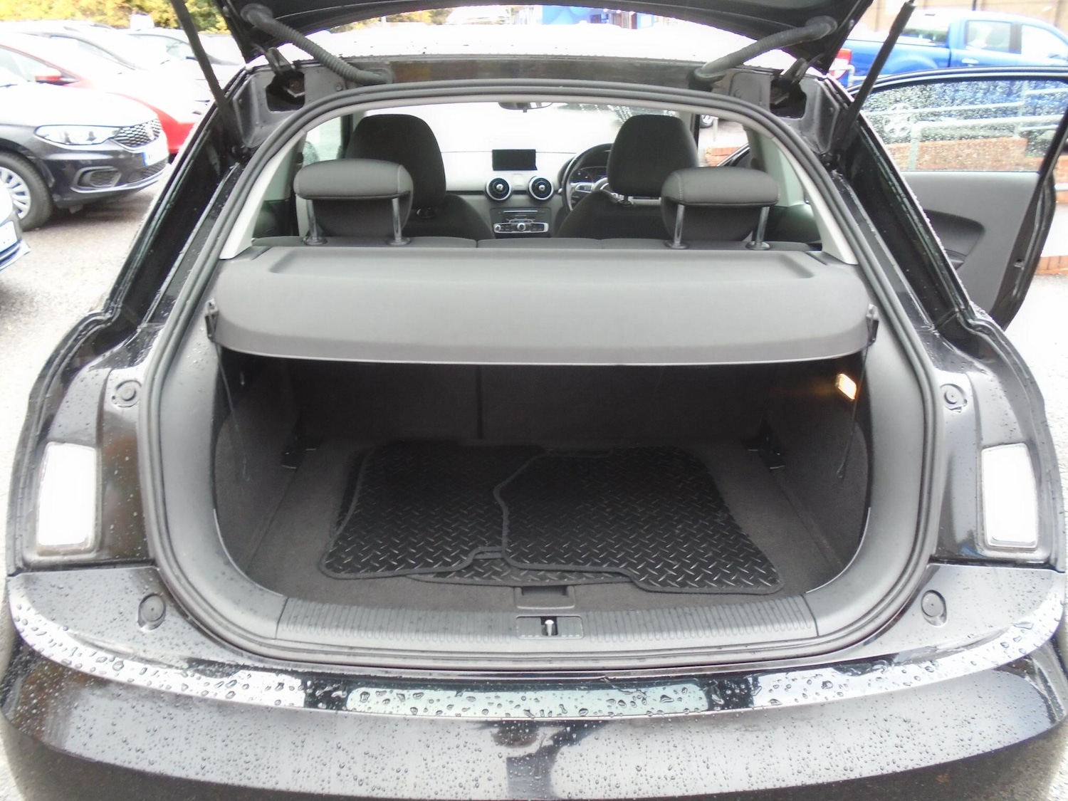 Used Audi A1 2015 for sale - 76996120: Photo 19