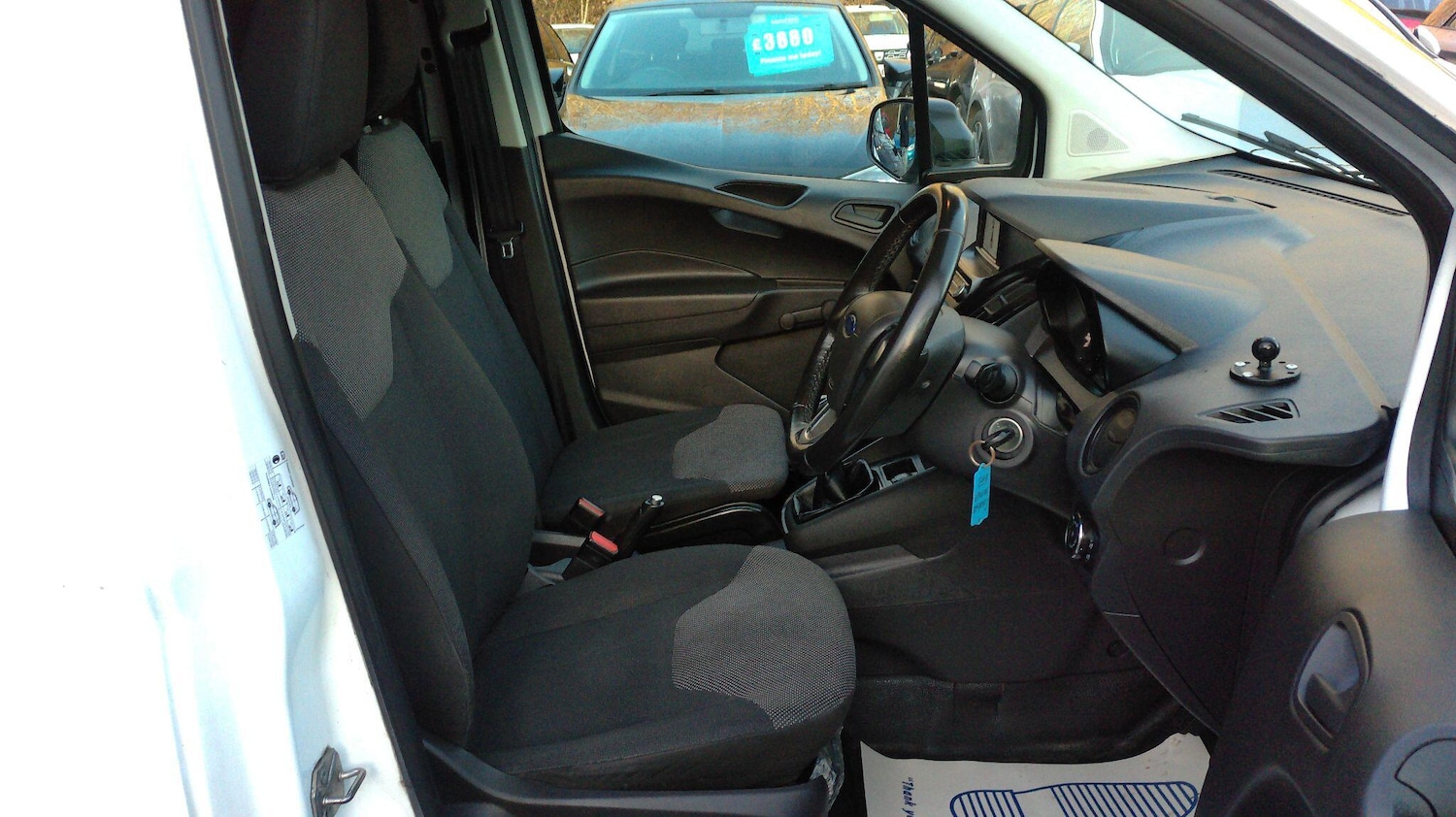Used Ford Transit Courier for sale - 78205291: Photo 14