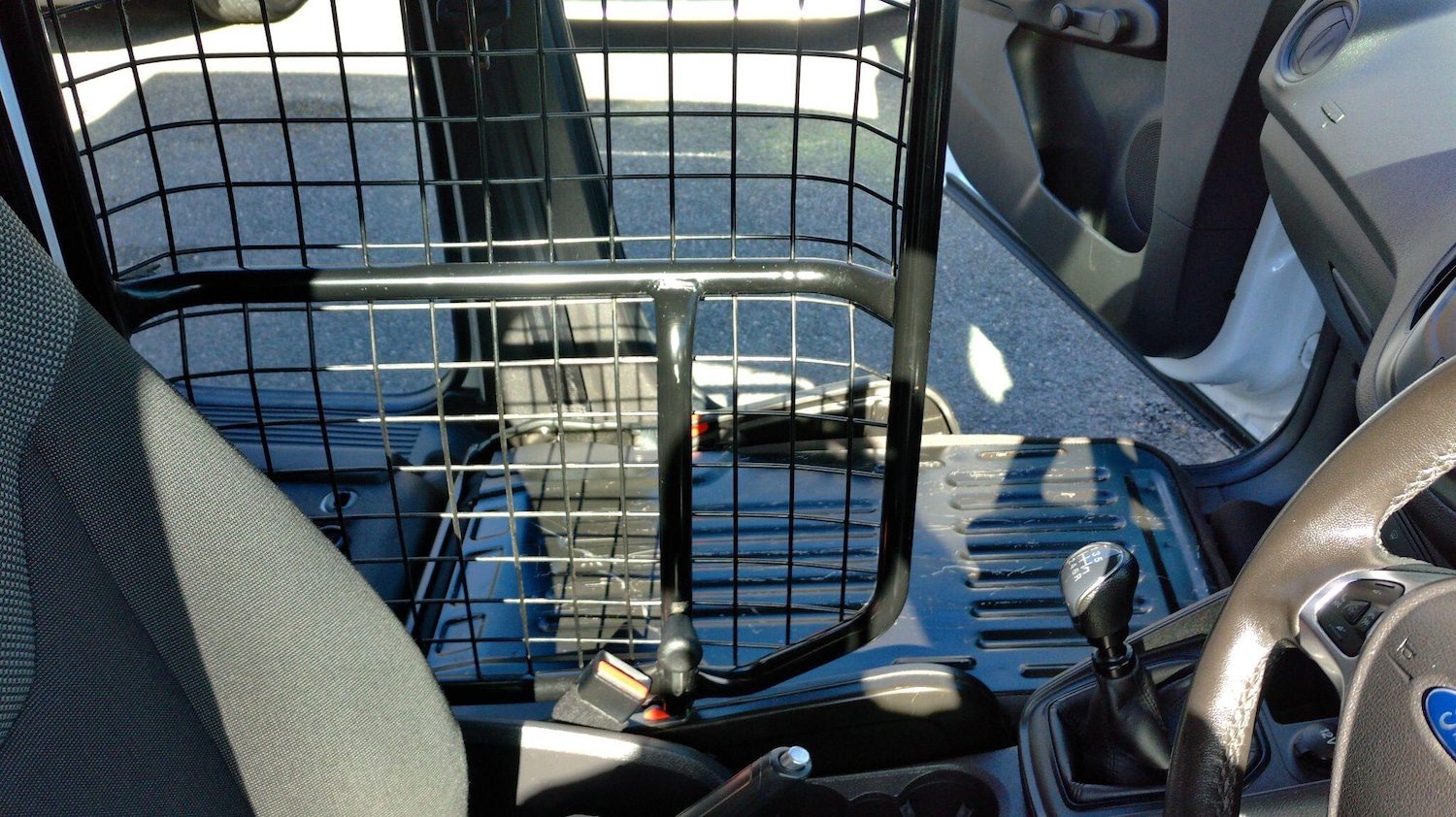 Used Ford Transit Courier for sale - 78205291: Photo 23