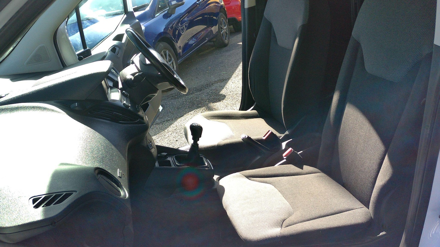 Used Ford Transit Courier for sale - 78205291: Photo 24