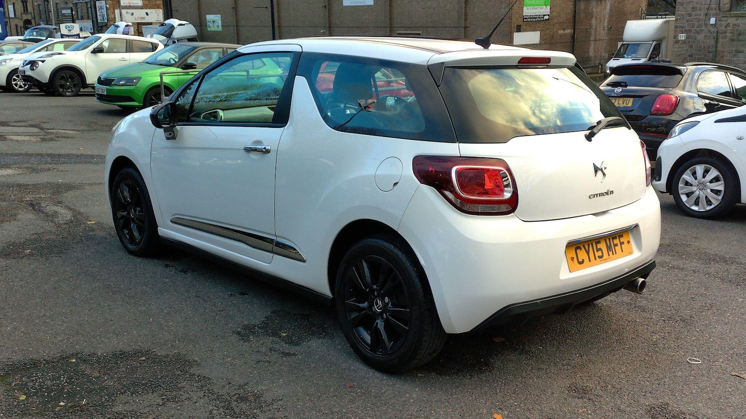 Used Citroen DS3 2015 for sale - 76994228: Photo 5