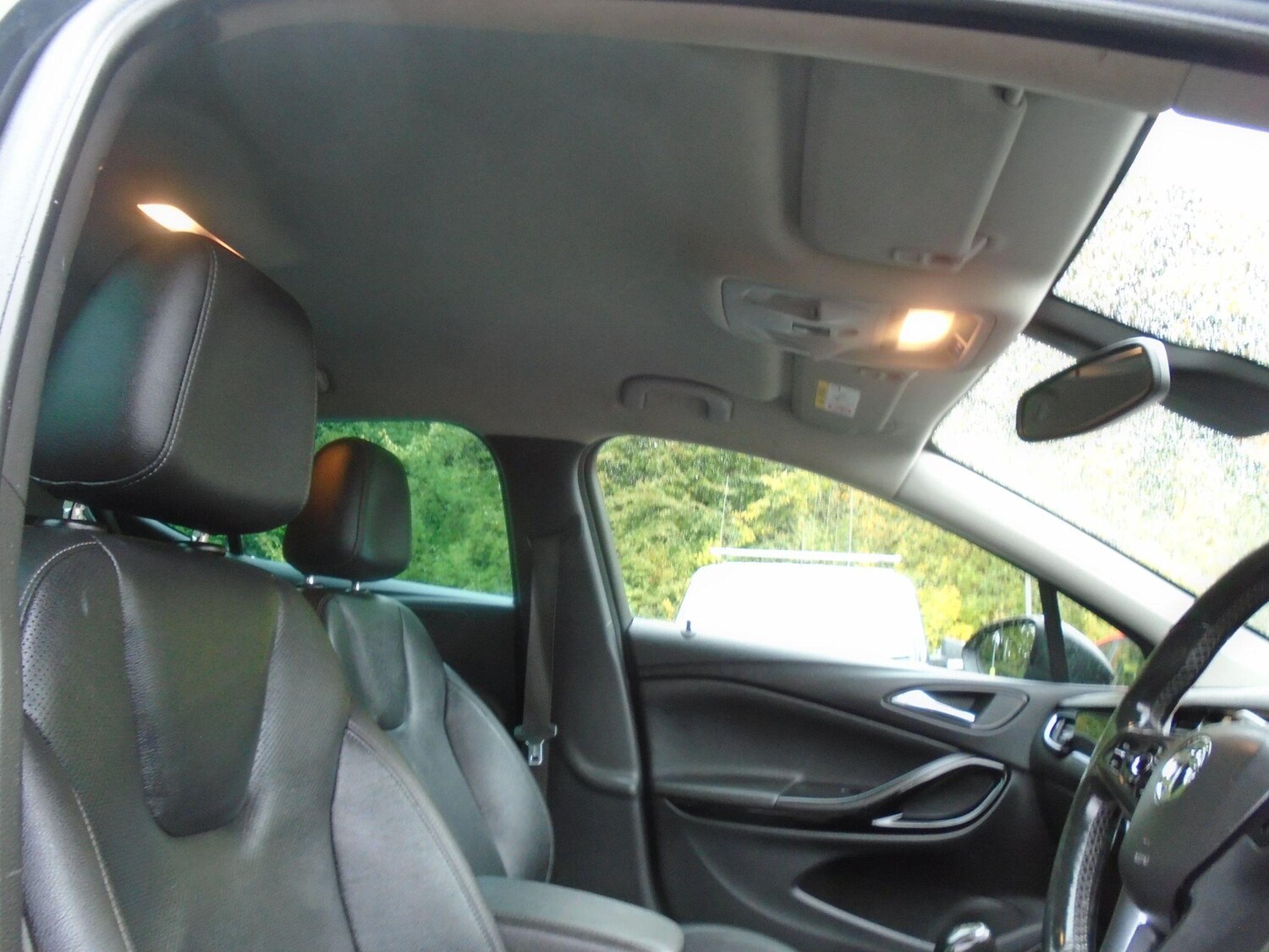 Used Vauxhall Astra for sale - 76995577: Photo 11