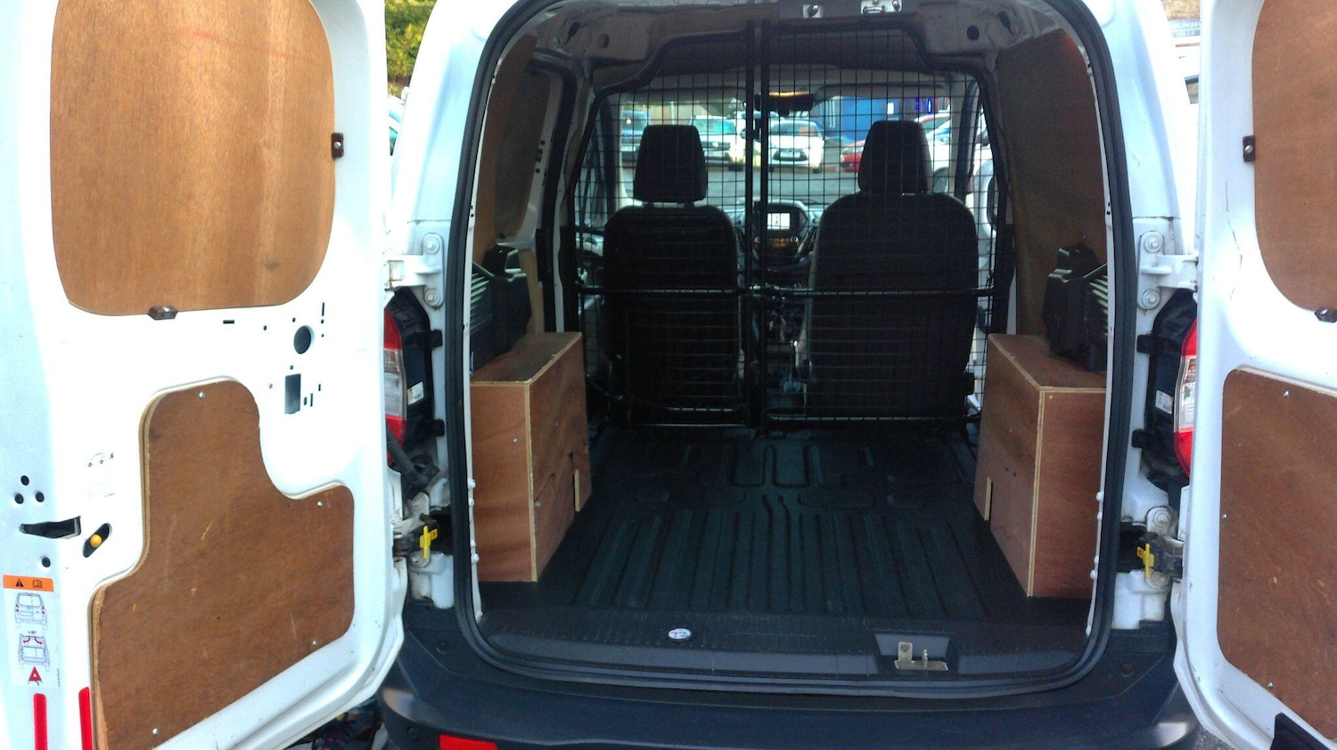 Used Ford Transit Courier 2020 for sale - 76994858: Photo 17