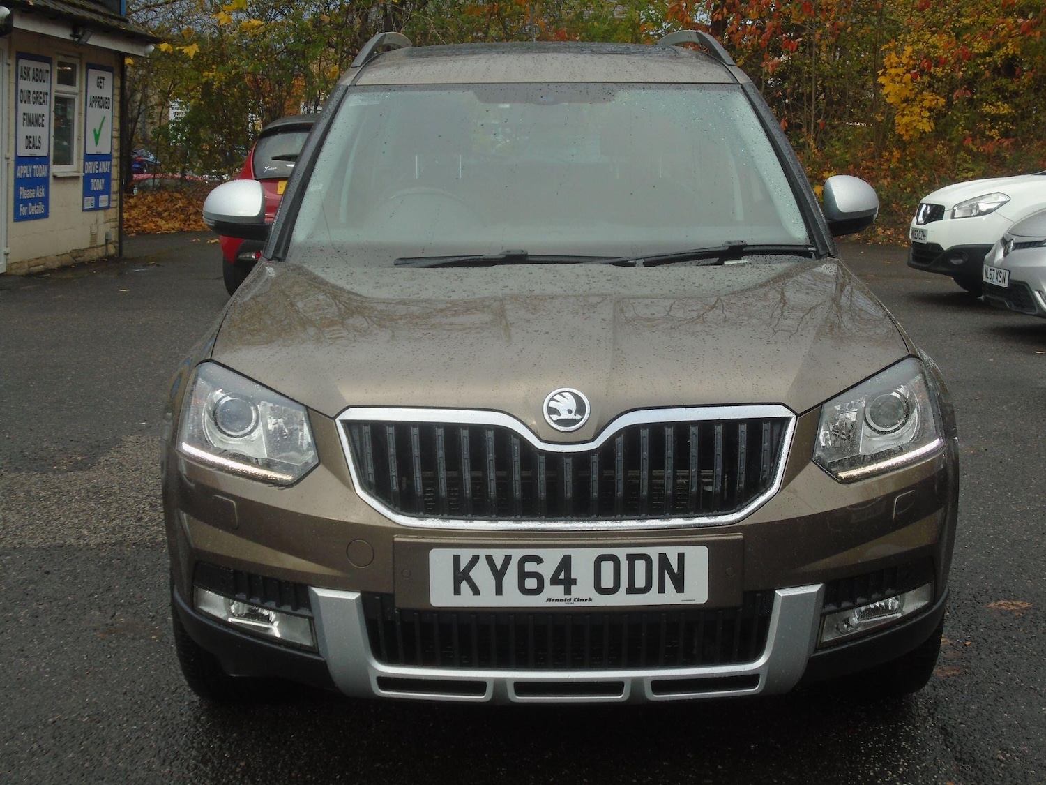 Used Skoda Yeti 2015 for sale - 76992138: Photo 2