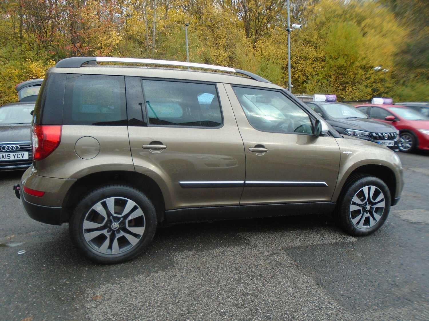 Used Skoda Yeti 2015 for sale - 76992138: Photo 8