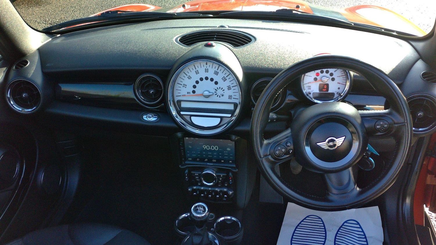 Used MINI Convertible 2011 for sale - 77315189: Photo 13