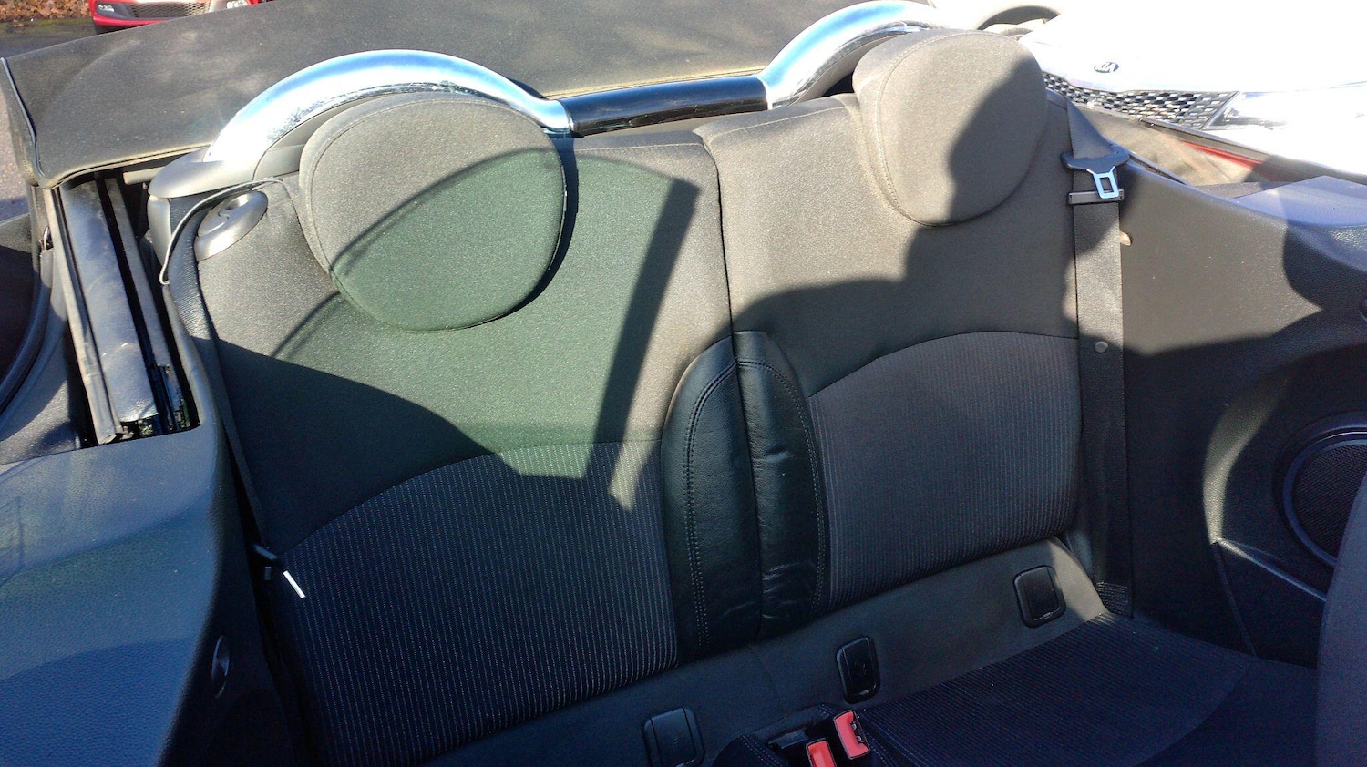 Used MINI Convertible 2011 for sale - 77315189: Photo 15