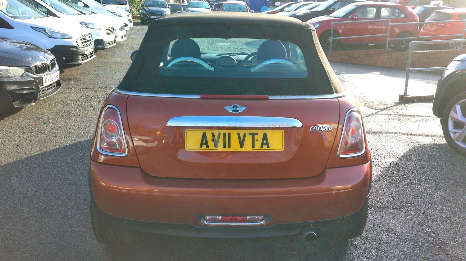 Used MINI Convertible 2011 for sale - 77315189: Photo 19