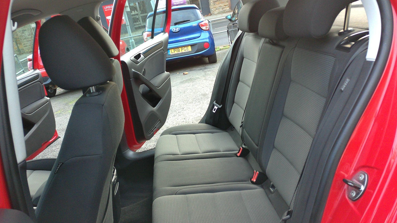 Used Volkswagen Golf 2012 for sale - 76996905: Photo 16