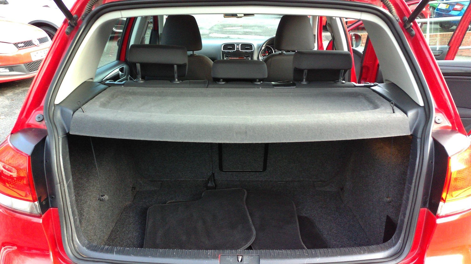 Used Volkswagen Golf 2012 for sale - 76996905: Photo 19