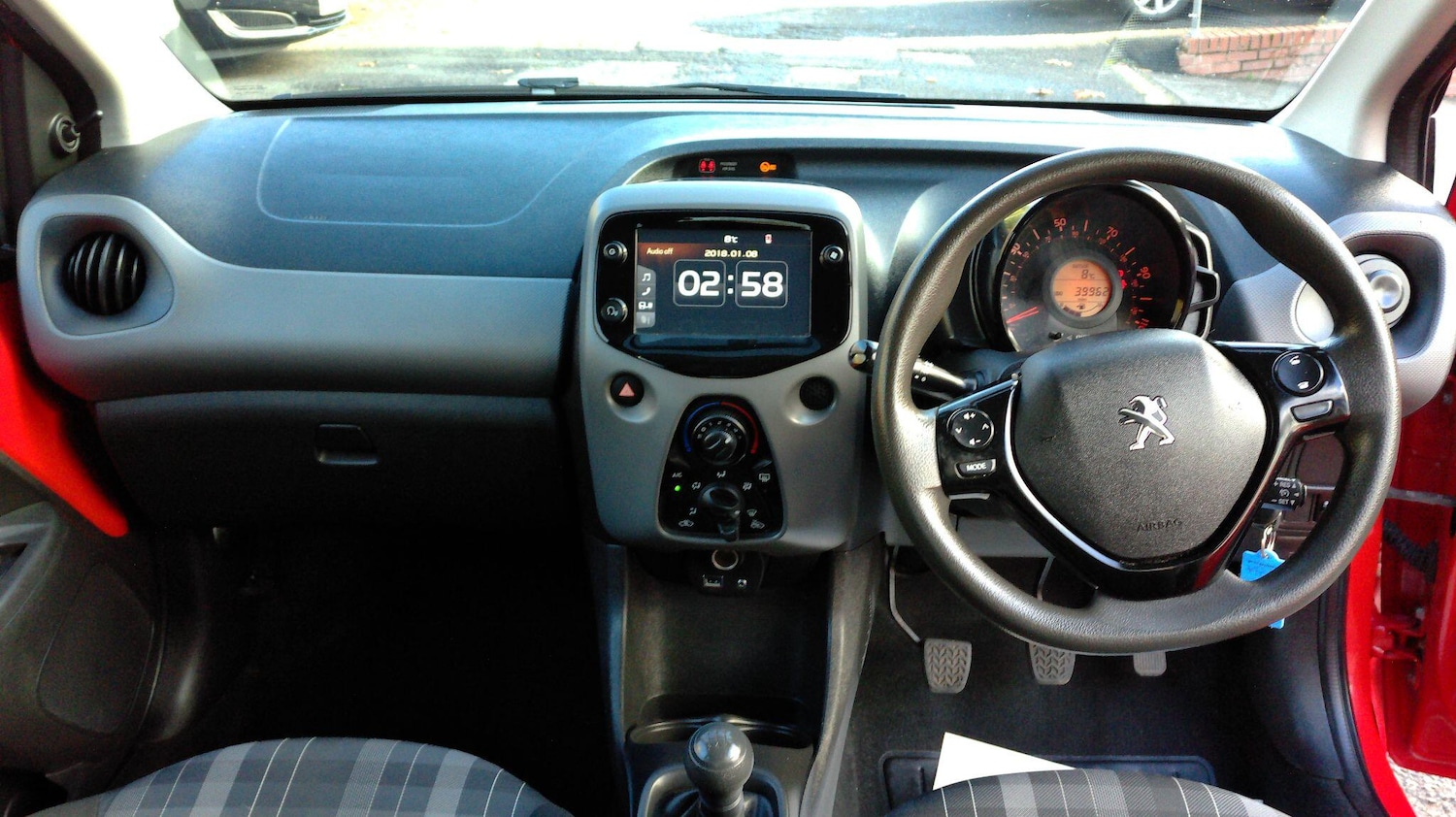 Used Peugeot 108 2019 for sale - 76992216: Photo 15