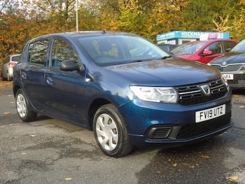 Used Dacia Sandero 2019 for sale - 76997036: Photo