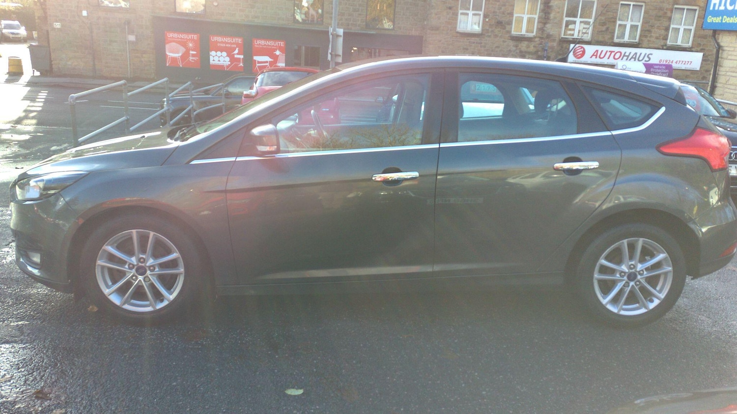 Used Ford Focus 2017 for sale - 76990500: Photo 4