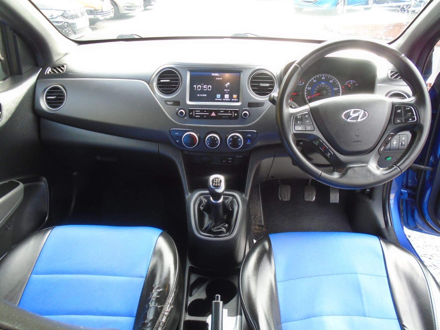 Used Hyundai i10 for sale - 76995633: Photo 14