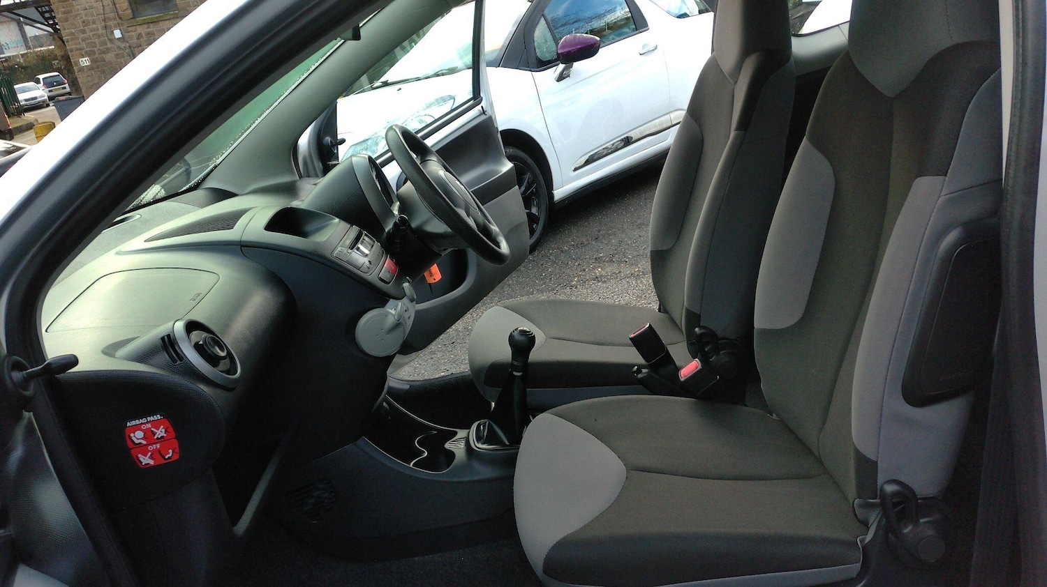 Used Citroen C1 2014 for sale - 76990789: Photo 13