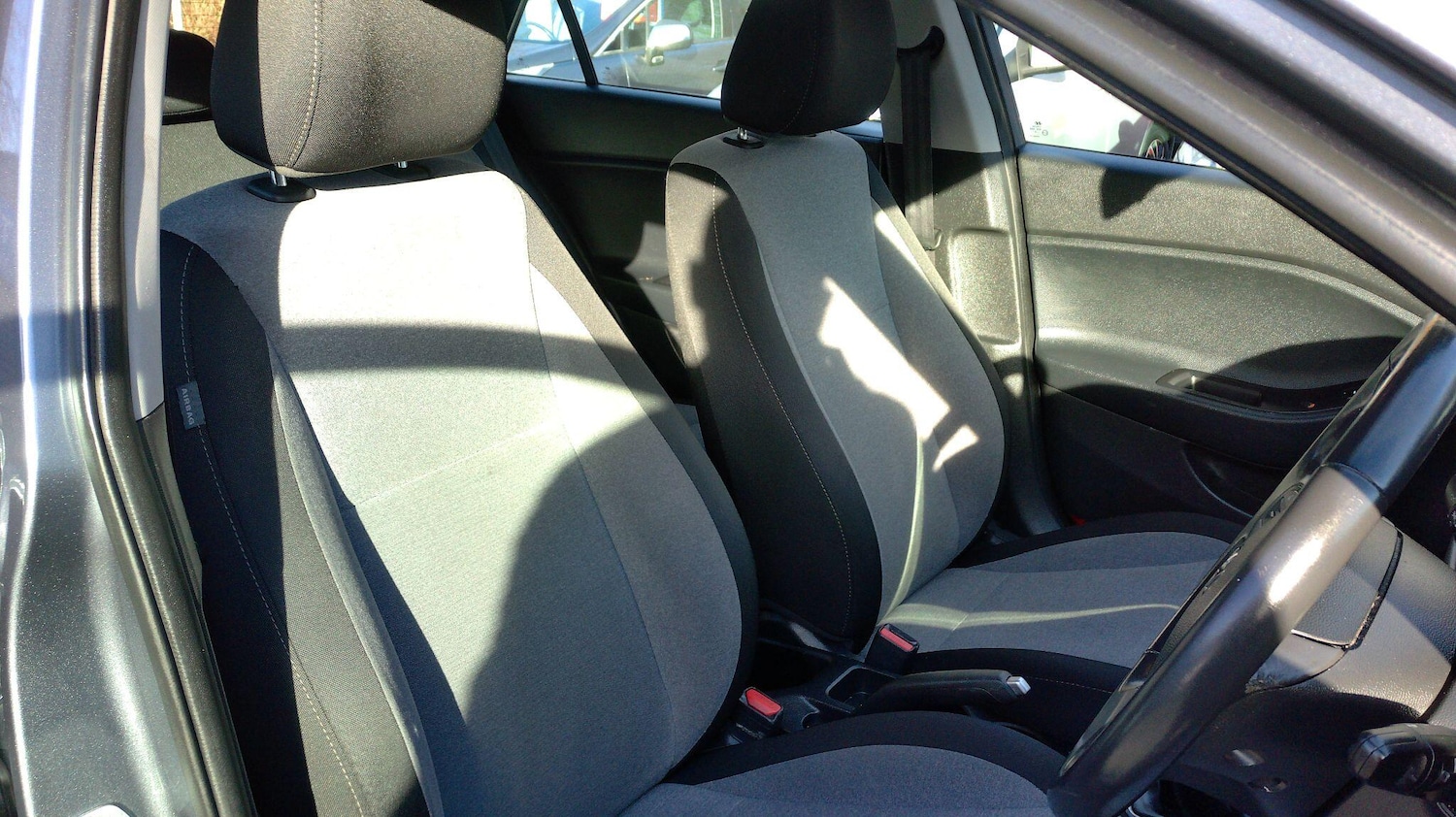 Used Hyundai i20 2017 for sale - 77267179: Photo 12