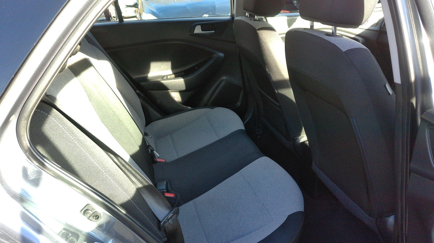 Used Hyundai i20 2017 for sale - 77267179: Photo 18