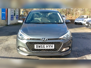 Used Hyundai i20 2017 for sale - 77267179: Photo