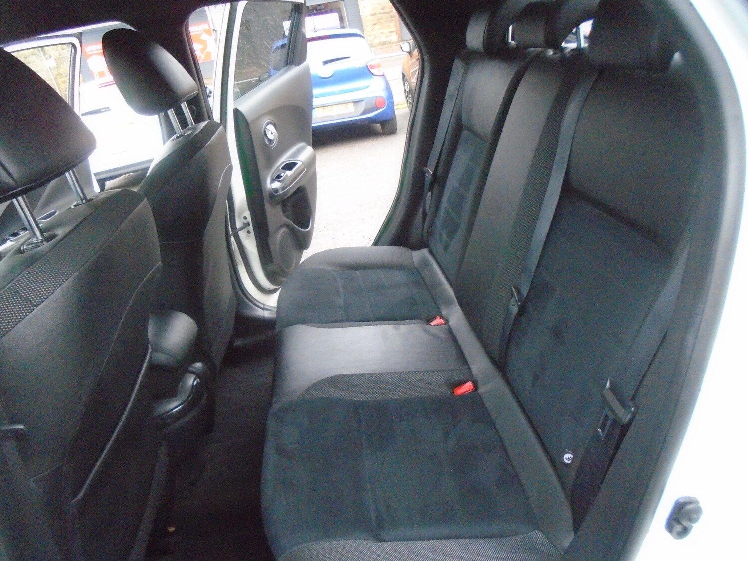 Used Nissan Juke 2017 for sale - 76992676: Photo 17