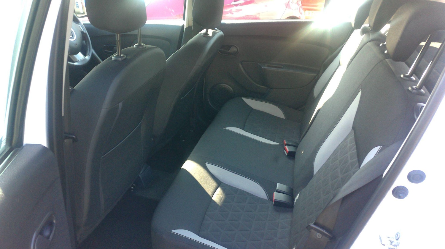 Used Dacia Sandero Stepway 2015 for sale - 77892166: Photo 16