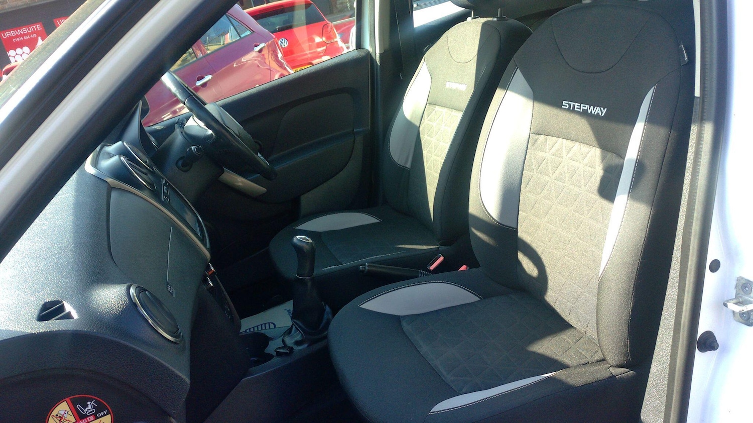 Used Dacia Sandero Stepway 2015 for sale - 77892166: Photo 18