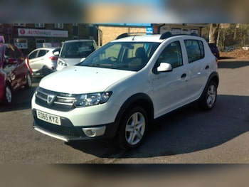 Used Dacia Sandero Stepway 2015 for sale - 77892166: Photo