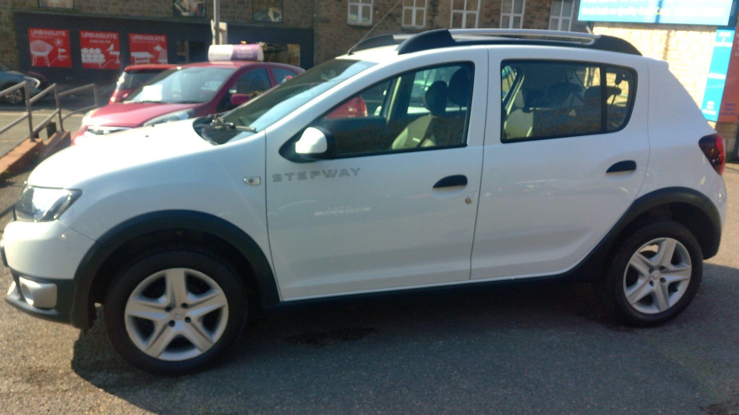 Used Dacia Sandero Stepway 2015 for sale - 77892166: Photo 4