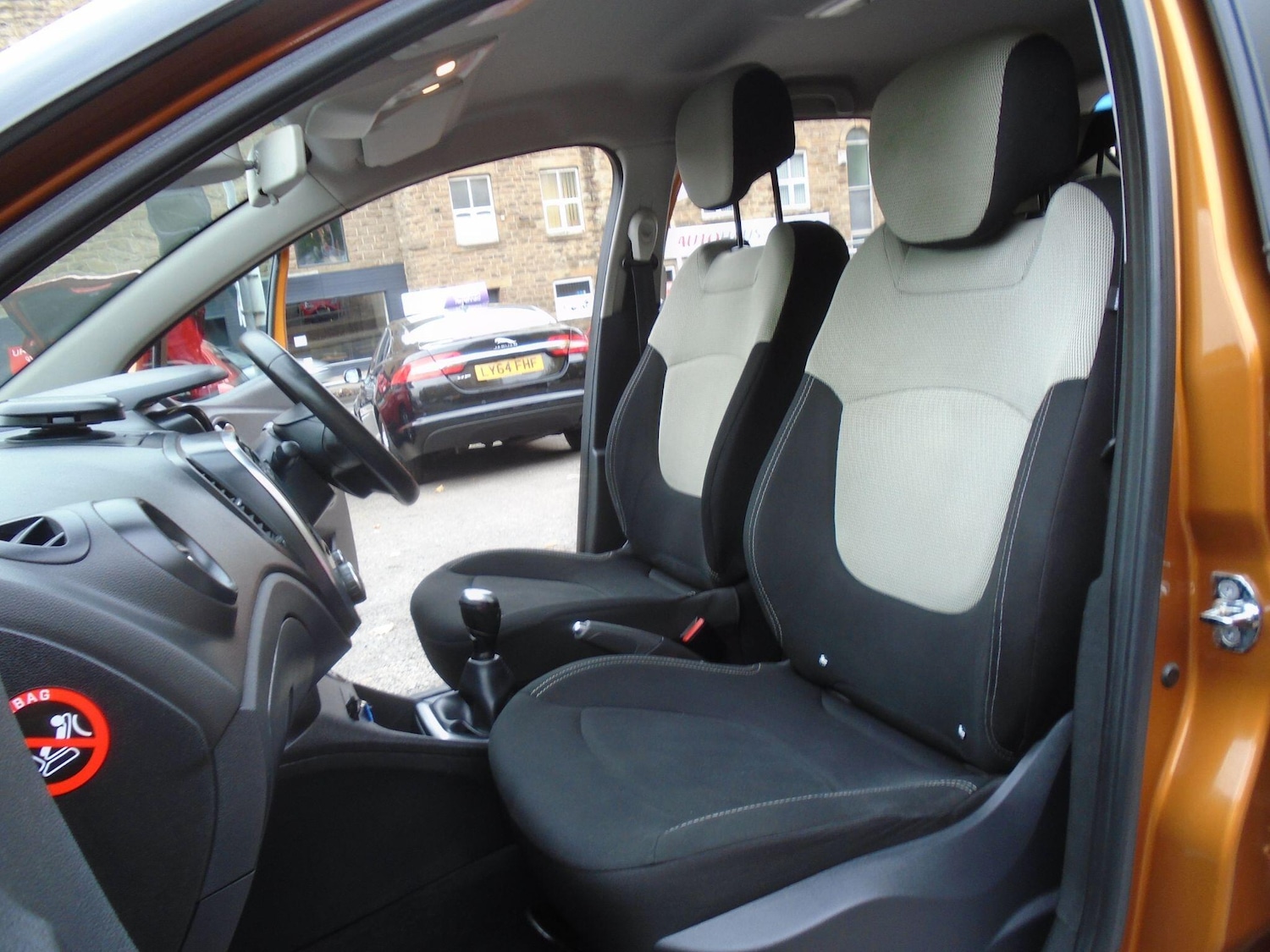 Used Renault Captur 2018 for sale - 76997479: Photo 21