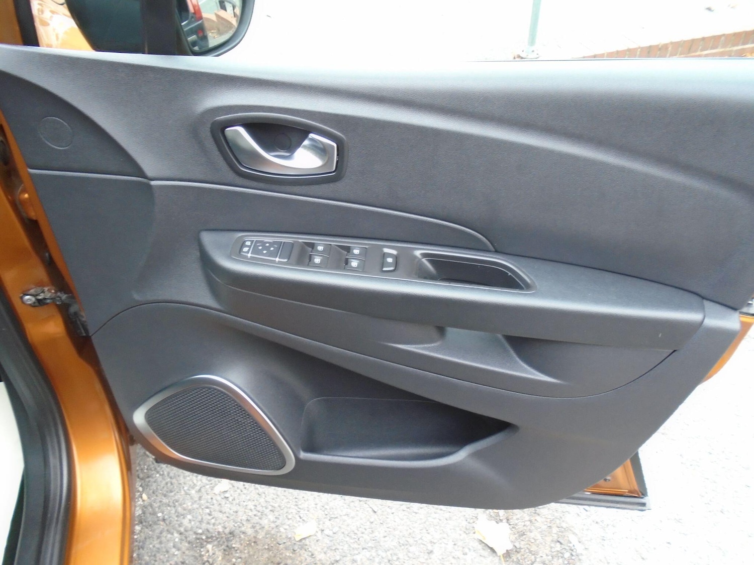 Used Renault Captur 2018 for sale - 76997479: Photo 23