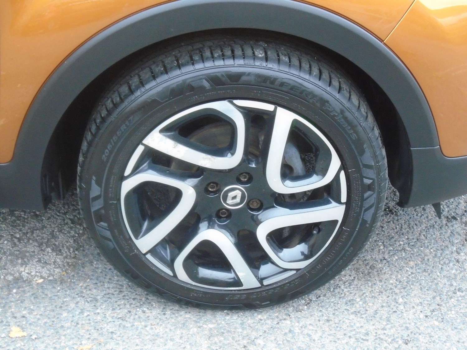 Used Renault Captur 2018 for sale - 76997479: Photo 9