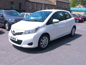 Used Toyota Yaris 2012 for sale - 78946669: Photo
