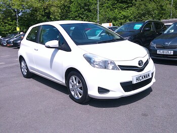 Used Toyota Yaris 2012 for sale - 78946669: Photo