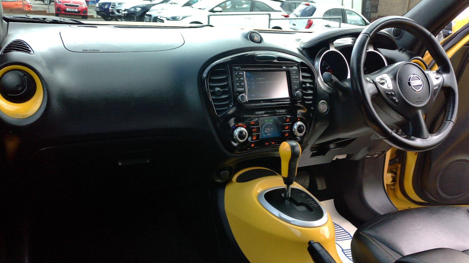 Used Nissan Juke 2015 for sale - 77625346: Photo 17