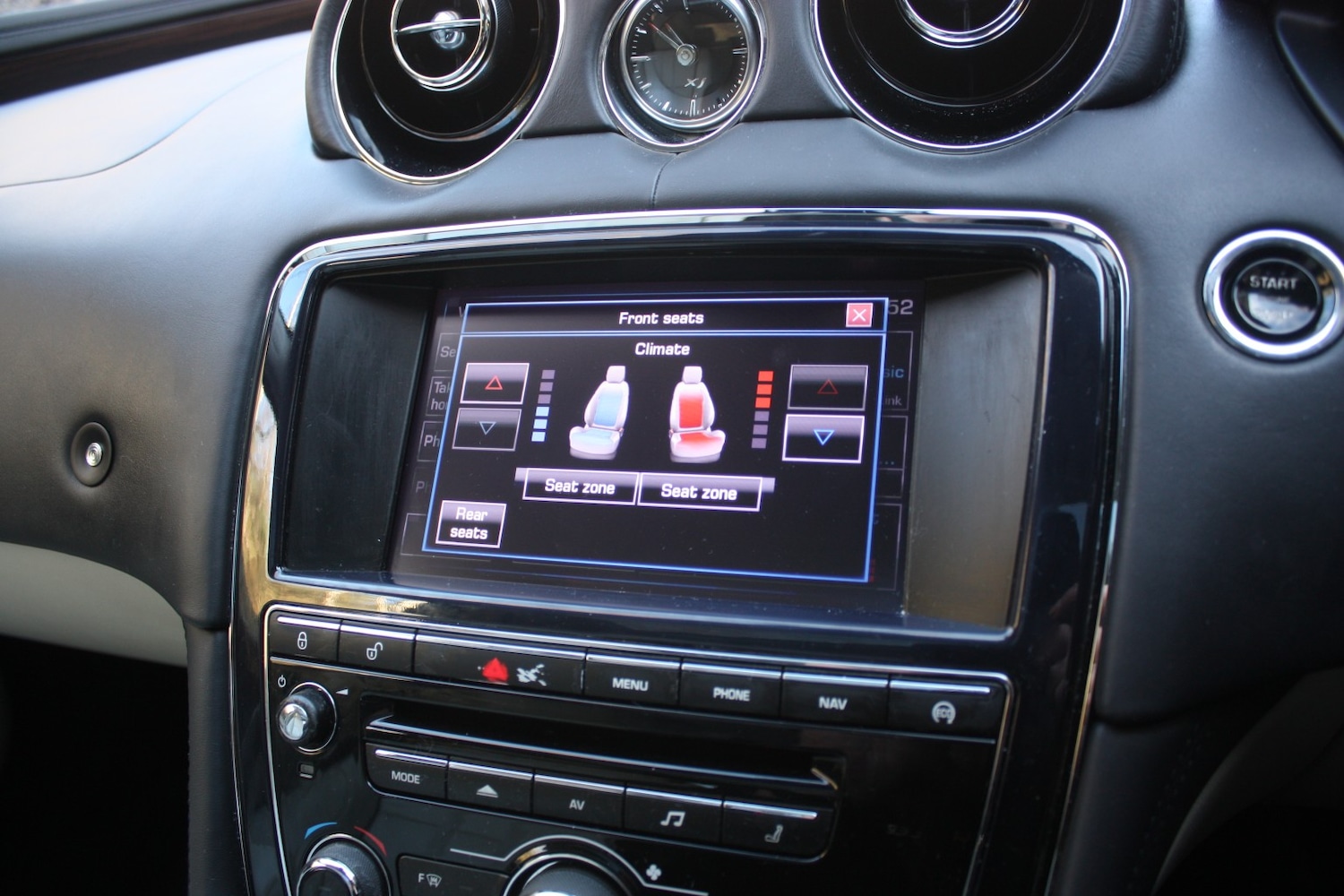 Used Jaguar XJ 2014 for sale - 76666128: Photo 17