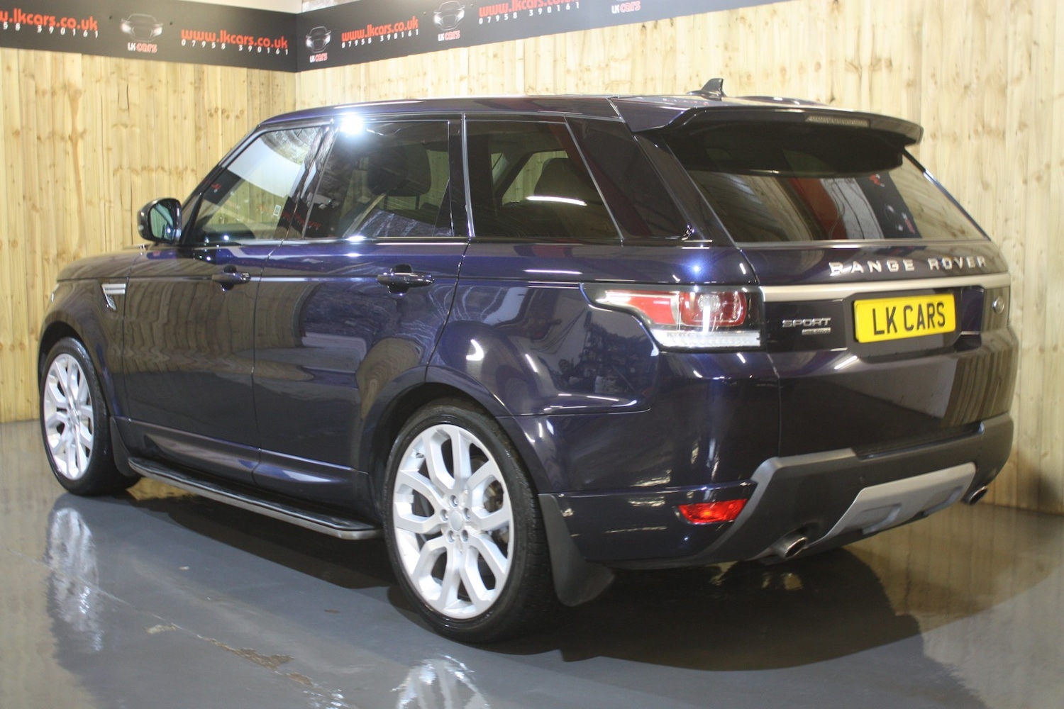 Used Land Rover Range Rover Sport 2016 for sale - 77303739: Photo 4