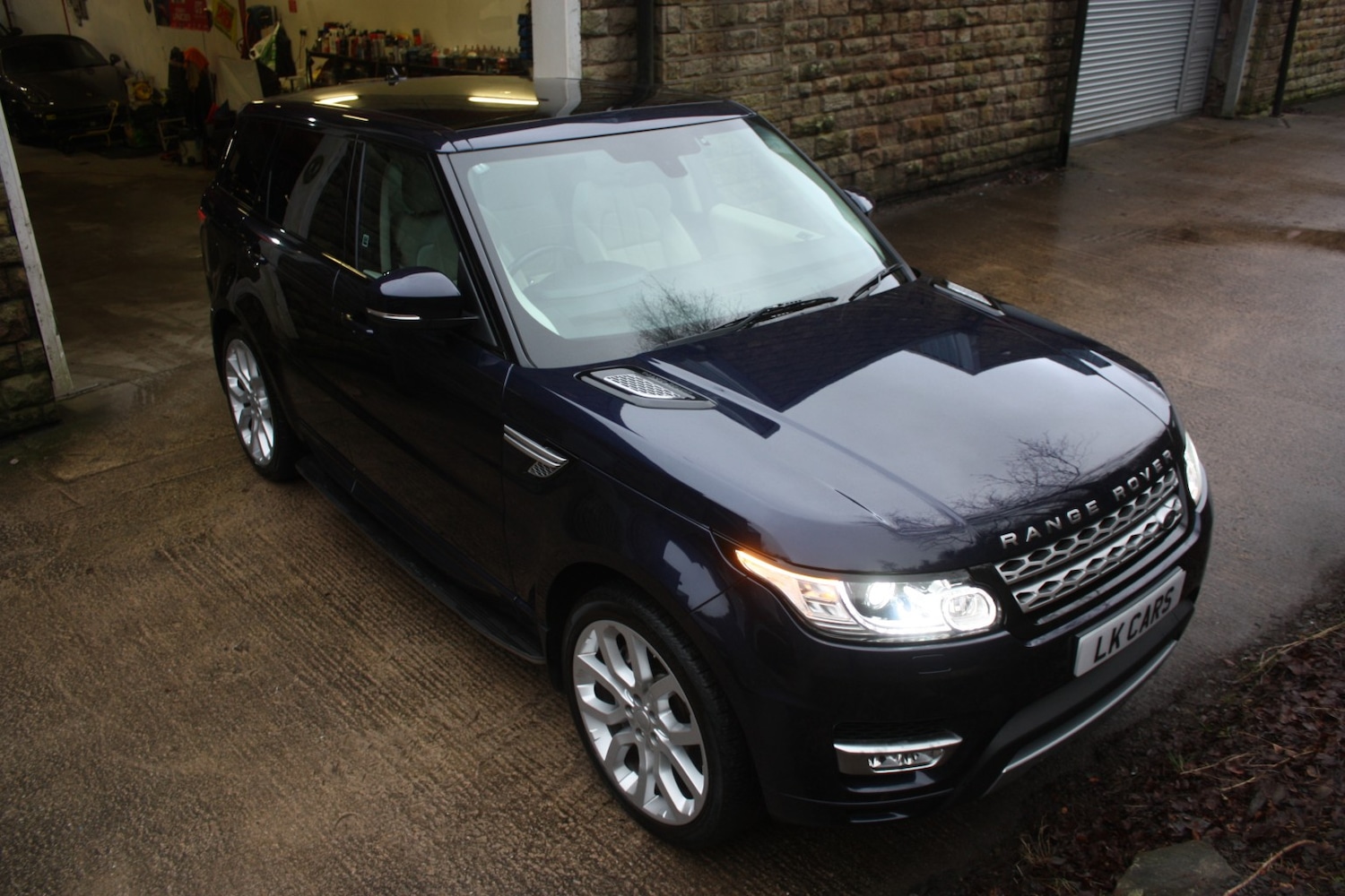 Used Land Rover Range Rover Sport 2016 for sale - 77303739: Photo 9