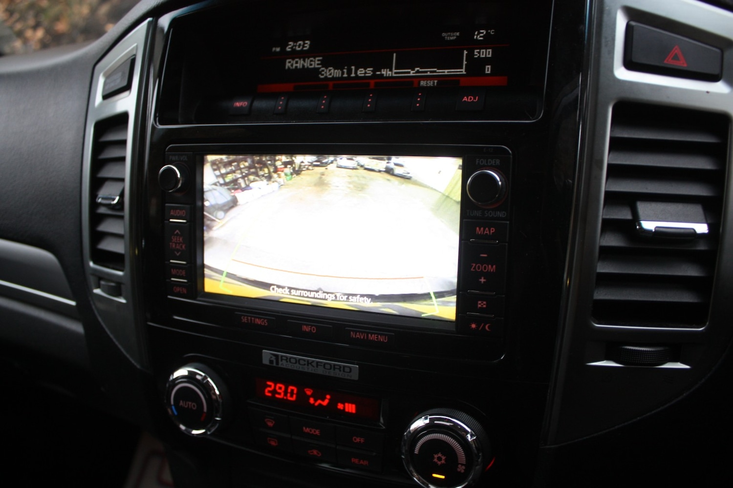 Used Mitsubishi Shogun 2016 for sale - 76547808: Photo 22