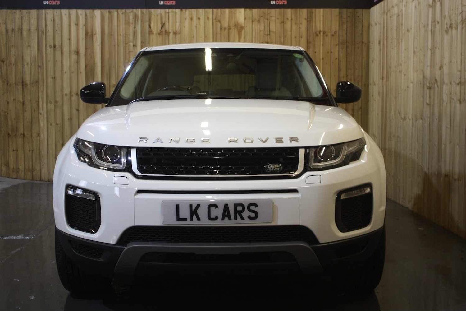 Used Land Rover Range Rover Evoque 2018 for sale - 77508552: Photo 2