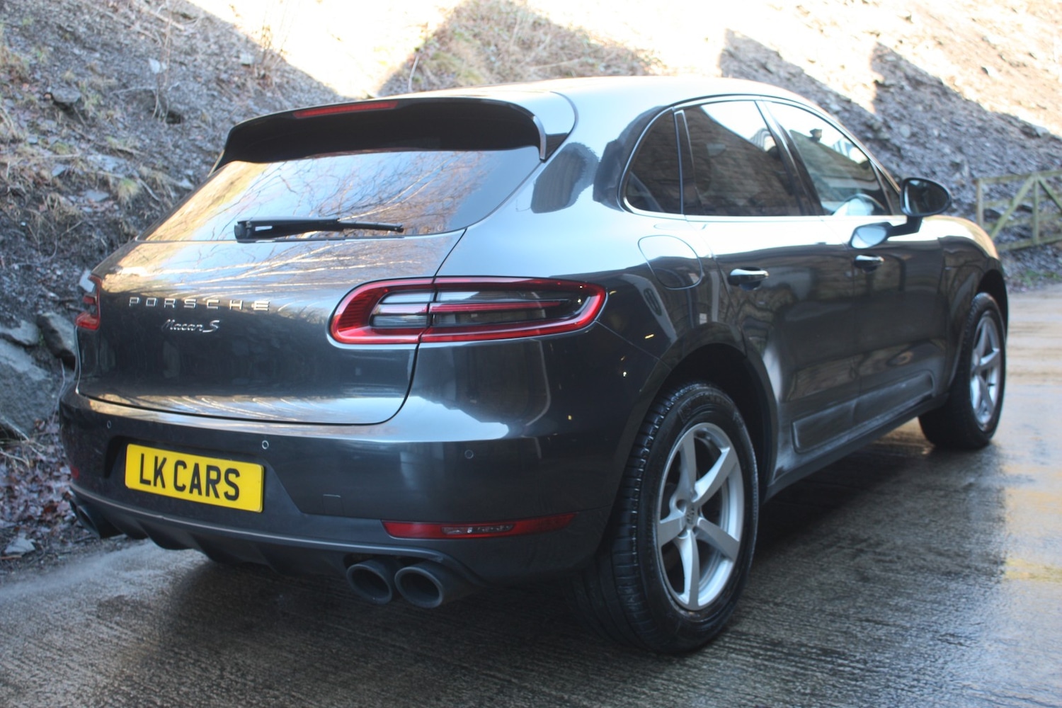 Used Porsche Macan 2017 for sale - 77225165: Photo 4