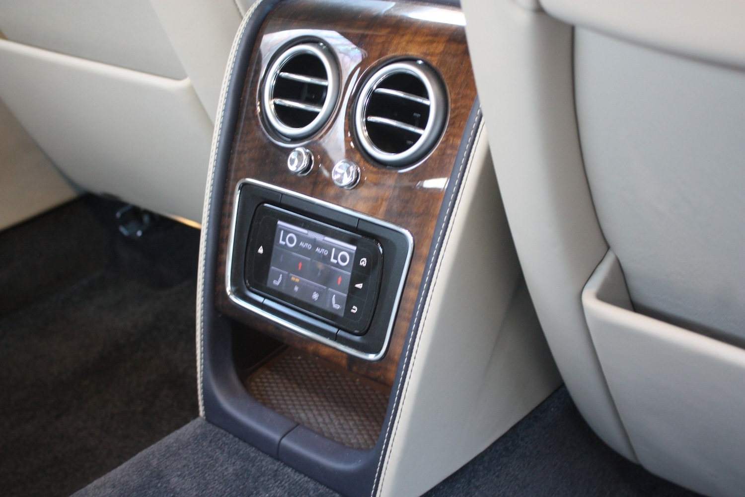 Used Bentley Flying Spur 2014 for sale - 77228230: Photo 13