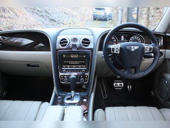 Used Bentley Flying Spur 2014 for sale - 77228230: Photo