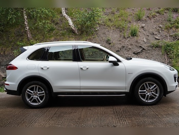 Used Porsche Cayenne 2016 for sale - 78956820: Photo