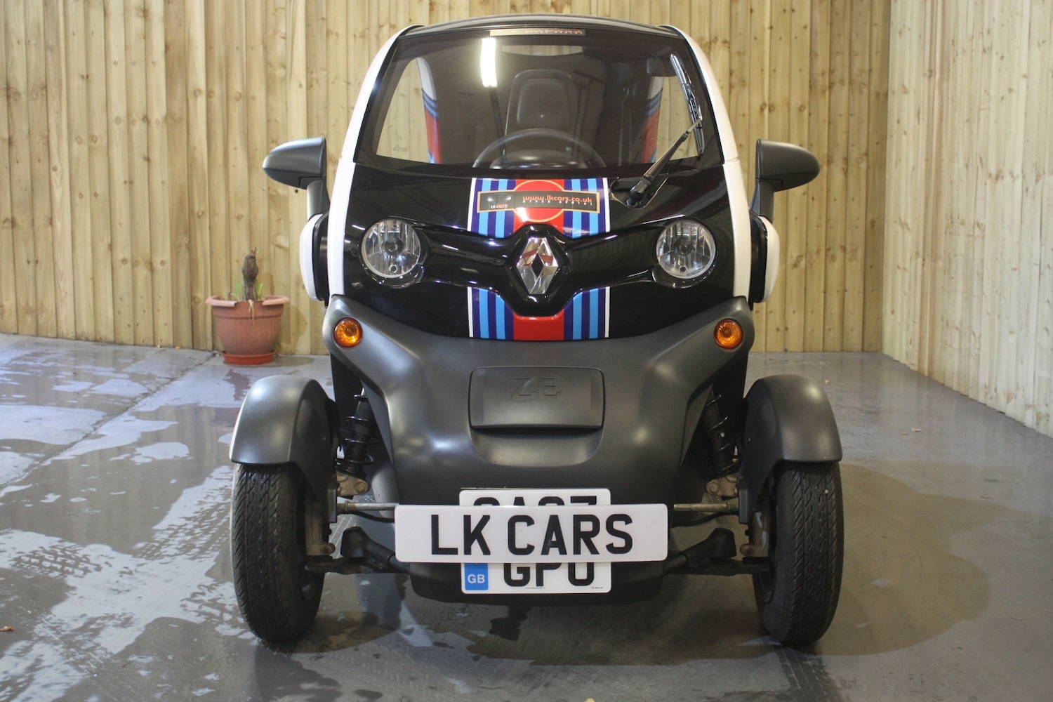 Used Renault Twizy 2017 for sale - 76769289: Photo 2