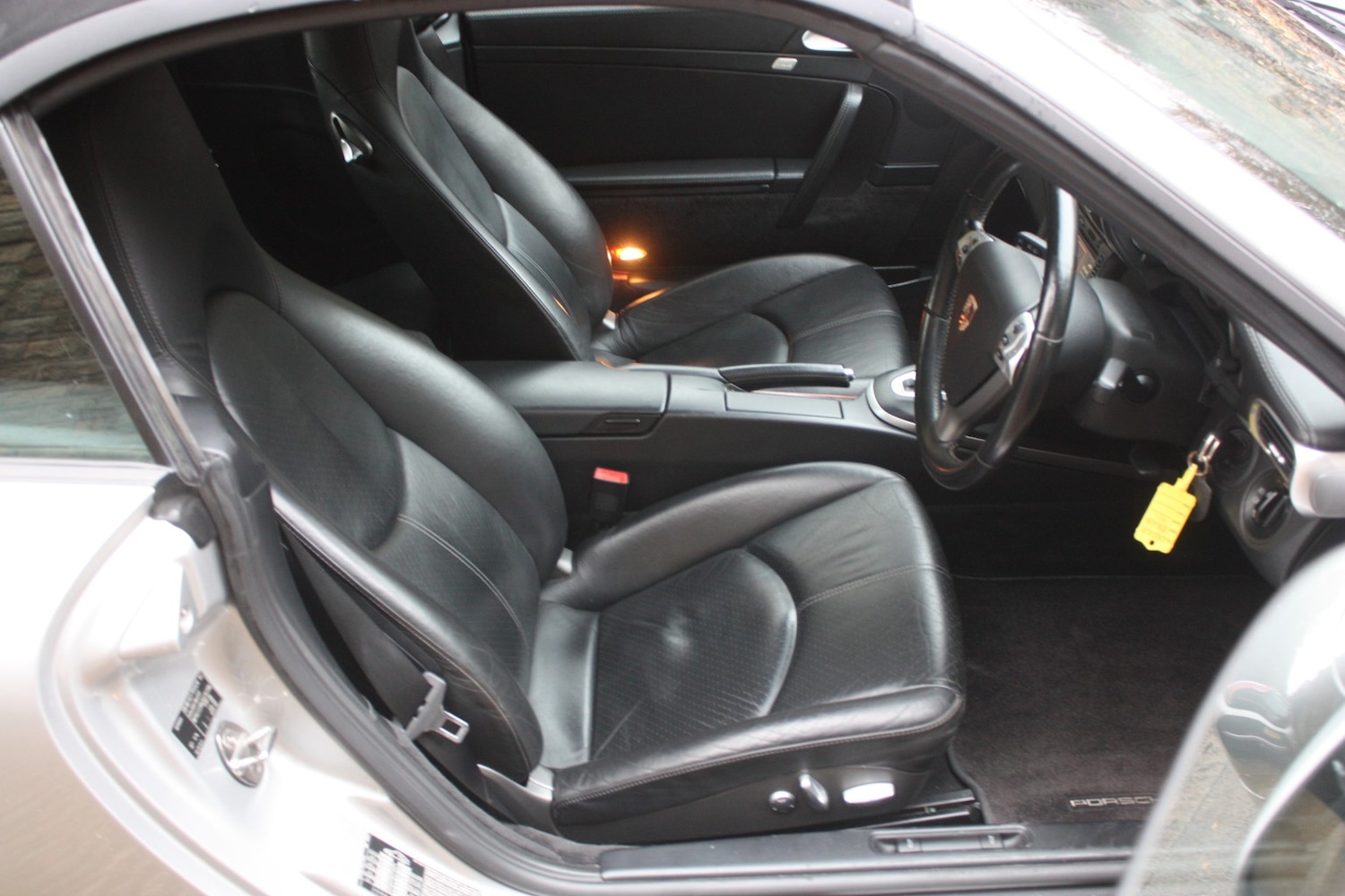 Used Porsche 911 2006 for sale - 76497410: Photo 12