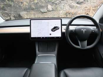 Used Tesla Model 3 2020 for sale - 75079549: Photo
