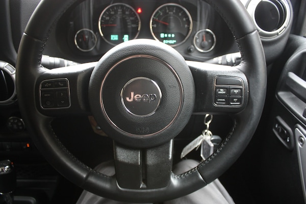 Used Jeep Wrangler 2017 for sale - 76281411: Photo 14